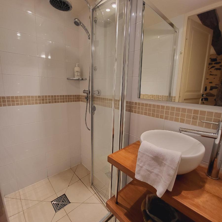 Le Mas De Rigoulac Chambre Zen Spa Sur Reservation Bouyssounouse Exterior photo
